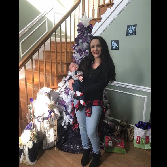 Meet your Posher, Erica - Picture 1 of 1